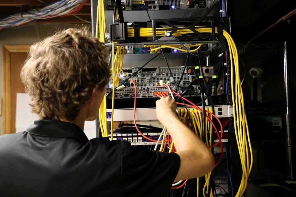 Professional wireless compliance and IT setup in Los Angeles.